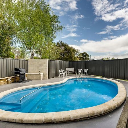 Belmont Pool Paradise - Havelock North Home Buitenkant foto