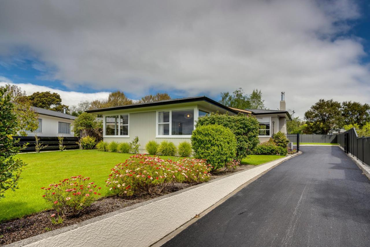 Belmont Pool Paradise - Havelock North Home Buitenkant foto